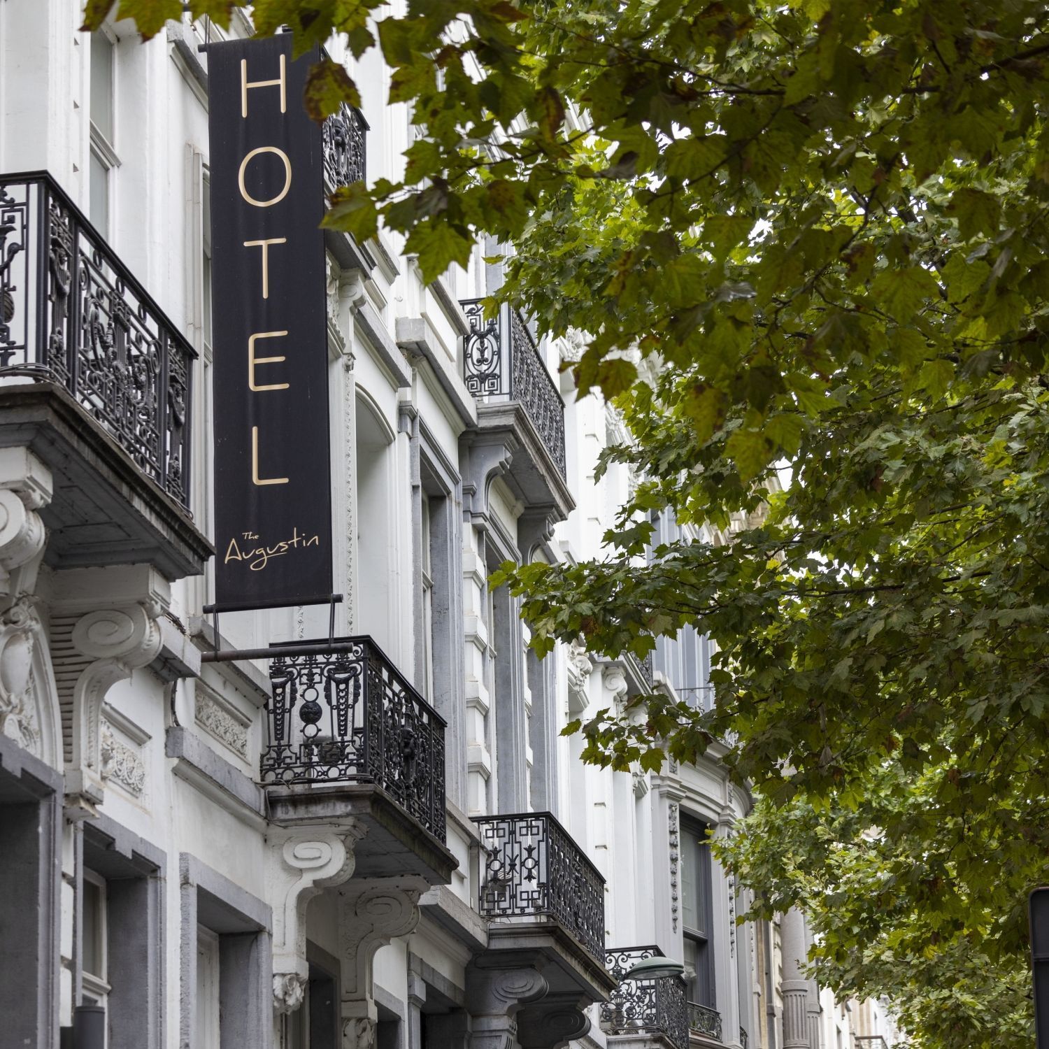 Alma Hotel Paris